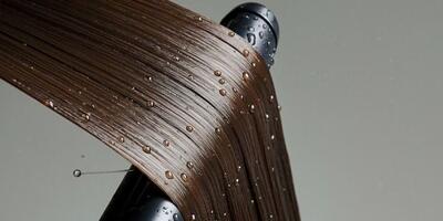  تخلخل مو دقیقا چیست و چگونه می‌توانیم از آن جلوگیری کنیم؟ - چی بپوشم