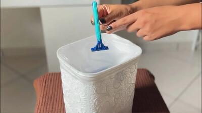  تیغ های کند شده را دور نریز / با این ترفند ساده، تیغ ها رو دوباره تیز کن