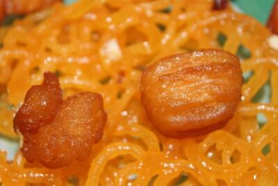  زولبیا و بامیه ماه رمضان چند؟