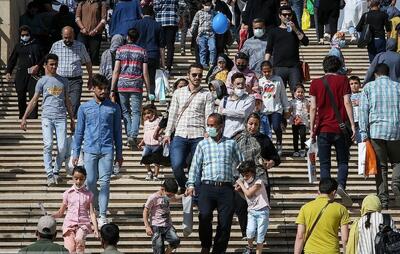  طبقه متوسط فقیر در ایران | بی‌ثباتی و برزخ این طبقه قرار بود موقتی باشد، اما ابدی از آب درآمد | در سه دهه اخیر رابطه حاکمیت و طبقه متوسط با التهاب همراه بود