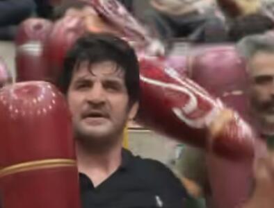  ویدئوی پر بازدید پهلوان رسول خادم در گود زورخانه