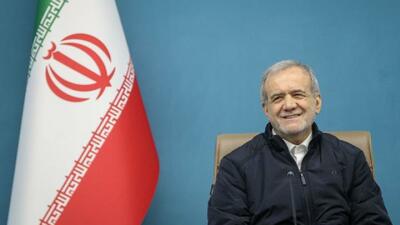  رئیس جمهور:با وحدت و همکاری می توان برمشکلات غلبه کرد