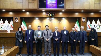  تقدیر از فدراسیون ووشو در اختتامیه رویداد ملی «از ایده تا کسب‌وکار در ورزش»