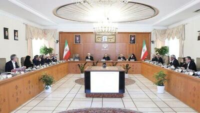  تشریح آخرین وضعیت تأمین دارو و تجهیزات پزشکی در جلسه هیئت دولت