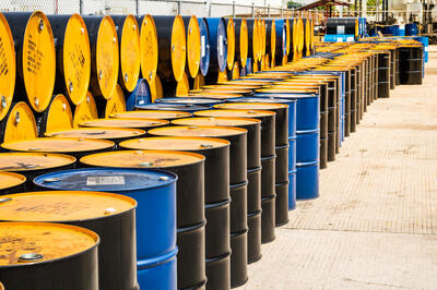  بلومبرگ: پس از اینکه ایران مذاکرات را سازنده خواند، قیمت نفت کاهش پیدا کرد