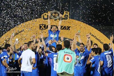  حمله دوباره هواداران پرسپولیس به قهرمانی استقلال؛ از اول هم لایق آسیایی شدن نبودید 