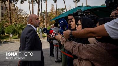  واکنش میدری به افزایش مبلغ کالابرگ و پیشنهاد افزایش دوبار حقوق در سال - مردم سالاری آنلاین