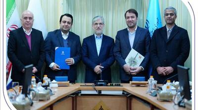  تفاهم‌نامه توسعه همکاری وزارت علوم، تحقیقات و فناوری و بانک صادرات ایران امضا شد / سیمایی صراف: امروز علم و فناوری یک ابزار ضروری برای امنیت کشور است / سیفی: یکی از افتخارات بانک صادرات ایران، خدمت به دانشگاه و عرصه علم است - مردم سالاری آنلاین