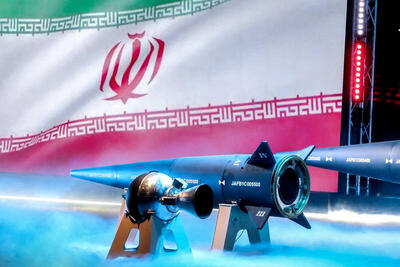  کدام موشک ایرانی ناوهای آمریکا را به قعر دریا می‌فرستد؟/ سپاه مهیای شلیک «هایپرسونیک فتاح» با کلاهک خاص می‌شود +عکس