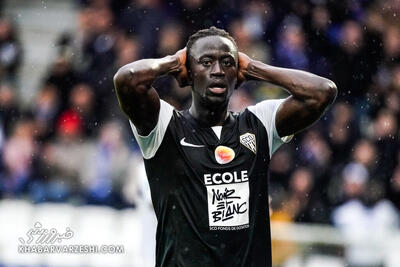  نقره داغ ستاره فوتبال با محرومیت سنگین/ غذای رستوران آسیایی زهرمار شد - پارس فوتبال