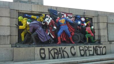  میراث سرخ؛ بازخوانی دستاوردها و هزینه‌های اندیشهٔ چپ (قسمت دوم: بهای سنگین رؤیاهای رنگین) - پارس فوتبال