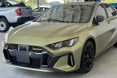  معرفی دوج گرین هورنت، وقتی گک امپو چینی برند آمریکایی می‌گیرد! - پدال