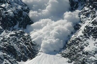  جان باختن ۳ اسکی‌باز ایتالیایی بر اثر سقوط بهمن + فیلم (۲۹ بهمن ۱۴۰۴)