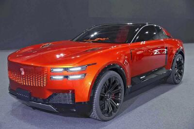  تویوتا سنچوری کوپه با موتور V12 به رقابت با رولزرویس و بنتلی می‌پردازد!