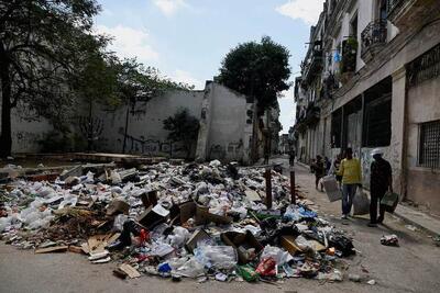 پس لرزه های حذف «مادورو» ادامه دارد: بحران زباله در کوبا (+عکس)
