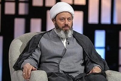  روحانی مشهور در صداوسیما «از خون جوانان وطن» را خواند