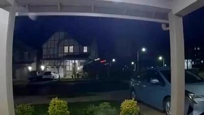  پرواز یک کامیون به دل منازل مسکونی در آمریکا