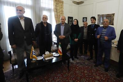  در جلسه تاج با سفیر اروگوئه در ایران چه گذشت؟