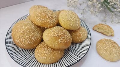  طرز تهیه کلوچه کنجدی نرم و عالی به روش بازاری در ۱۵ دقیقه !