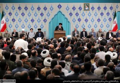  برگزاری محفل انس با قرآن با حضور رهبر انقلاب + عکس