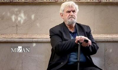  حضور بهزاد فراهانی و ایرج راد در مراسم ختم عنایت بخشی + عکس