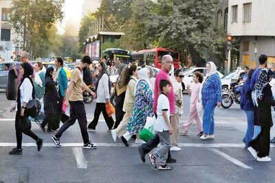  به مطالبات مردم پاسخ دهید