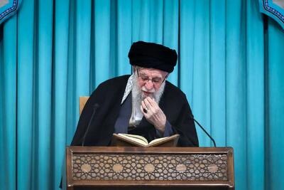  تصاویری از رهبر انقلاب در محفل انس با قرآن، عصر امروز