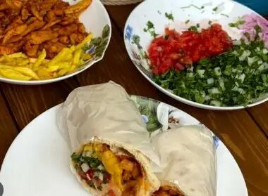  یک لقمه جذاب درست کن| طرز تهیه تانتونی مرغ!