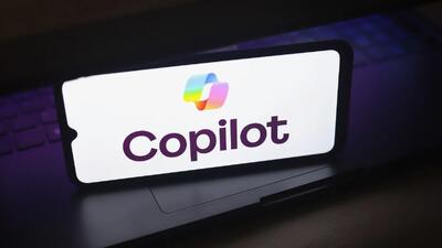  هوش مصنوعی کوپایلت ایمیل مشتریان را بدون اجازه خلاصه می‌کند