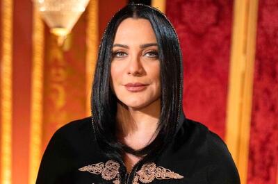  حجاب سلاف فواخرجی در ایران و پاسخ او به اعتراض ها