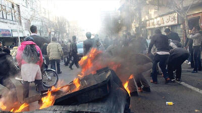  تندروهای داخل و خارج از  جامعه دانشگاهی انتظار بیجا نداشته باشند؛ آنها طرفدار جنگ و خشونت نمی شوند