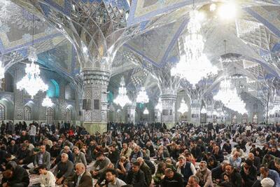  ویژه برنامه مناجات خوانی شب اول ماه رمضان در حرم امام رضا(ع)