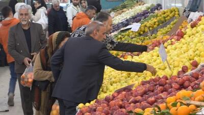  افزایش قیمت موز در بازار اصفهان/ نظارت ویژه بر عرضه میوه در آستانه رمضان