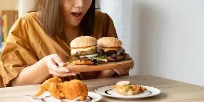  برای جلو گیری از پر خوری و ورزش این کار را انجام بدهید