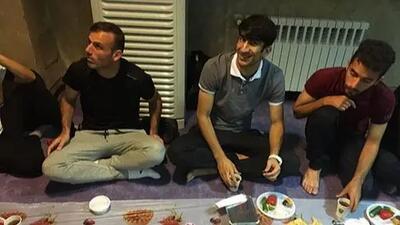  عکس ها/ نگاهی به سفره افطاری مفصل و تمام و کمال برانکو، بهترین سرمربی تیم پرسپولیس در ماه رمضان/ از خیار و گوجه تا سبزی و غذای اصلی