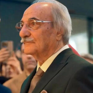  عذرخواهی کافی نیست!