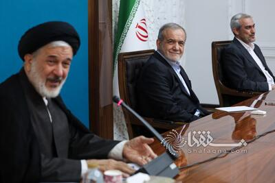  گزارش تصویری: دیدار رئیس‌جمهور با جمعی از روحانیون