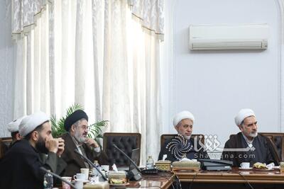  مهراب صادق نیا: تداوم بی‌تصمیمی، کشور را در موقعیت دشوار قرار داده است