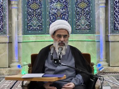  آیت‌الله فاضل لنکرانی: رمضان فرصتی برای تحول معنوی است