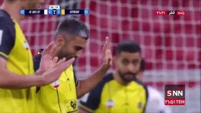  گل مردود سپاهان  به الاهلی توسط کاوه رضایی در دقیقه 7