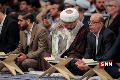  تلاوت قرآن توسط فرزند شهید مدافع امنیت در حسنیه امام خمینی (ه)