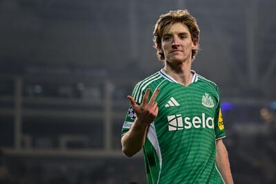  پس از پوکر یک نیمه‌ای؛ آنتونی گوردون بهترین بازیکن هفته لیگ قهرمانان اروپا شد