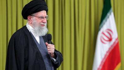  روایت اخیر رهبر انقلاب از پاسخ کوبنده ملّت ایران به لفاظی آمریکایی‌ها + فیلم