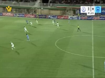  گل اول چادرملو توسط رنی بوبو در دقیقه 32