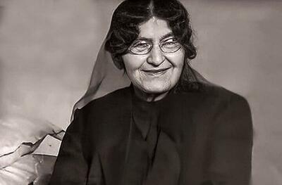  بی‌بی مریم بختیاری از سه امپراتوری جهان مدال افتخار گرفت