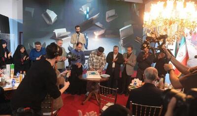  نشر سیمرغ با رونمایی از ۱۰ کتاب جدید افتتاح شد