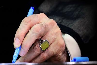  رهبر انقلاب  درگذشت برادر حجت‌الاسلام قمی را تسلیت گفتند