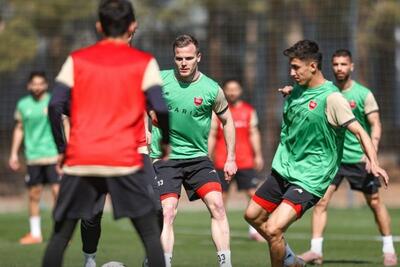  دنیل گرا محروم شد