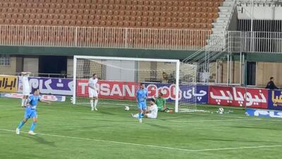  لحظه گل چهارم چادرملو مقابل گل گهر از زاویه دوربین فوتبالی