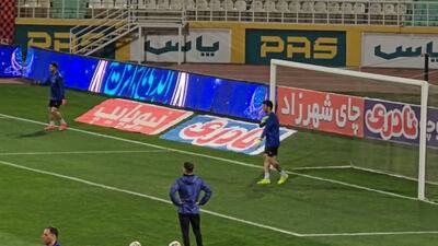  گرم کردن دروازه بانهای خیبر و پرسپولیس قبل از مسابقه